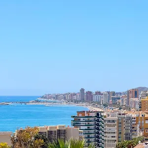 Nogal Villa